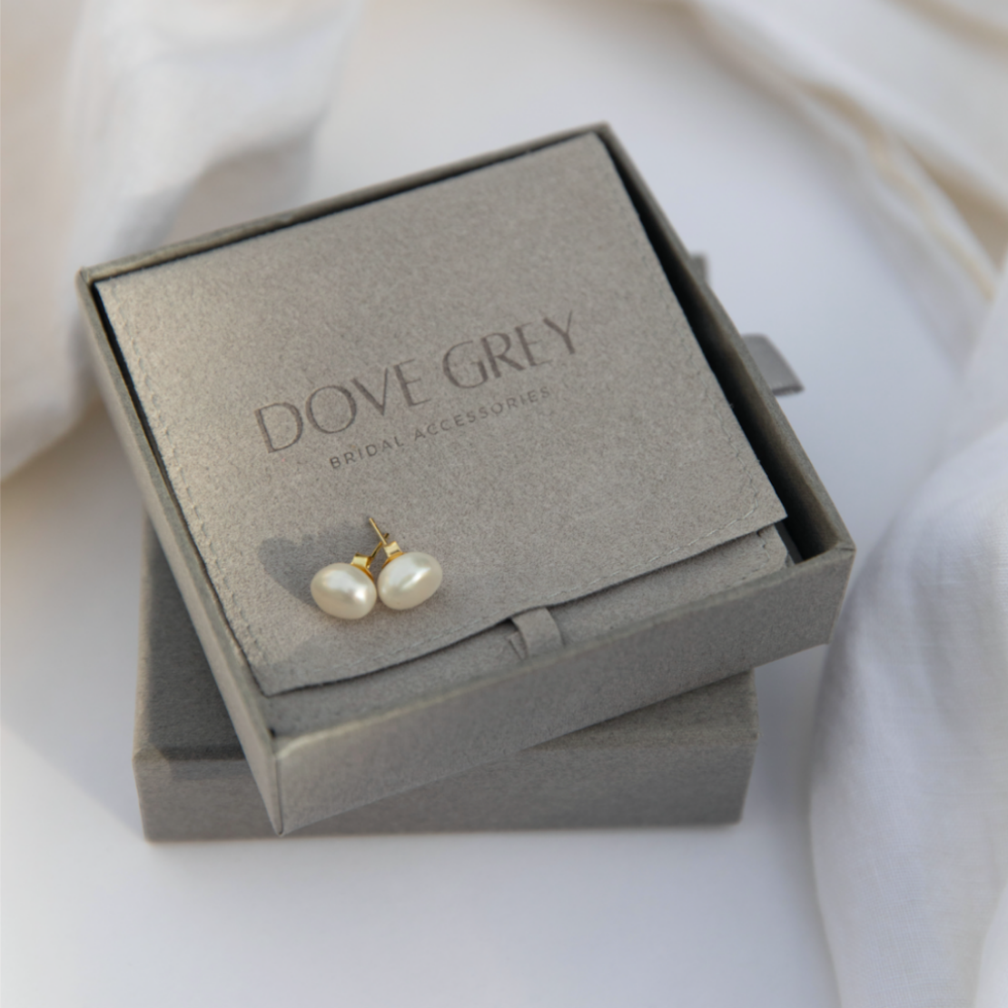 Anais Pearl Studs | Gold