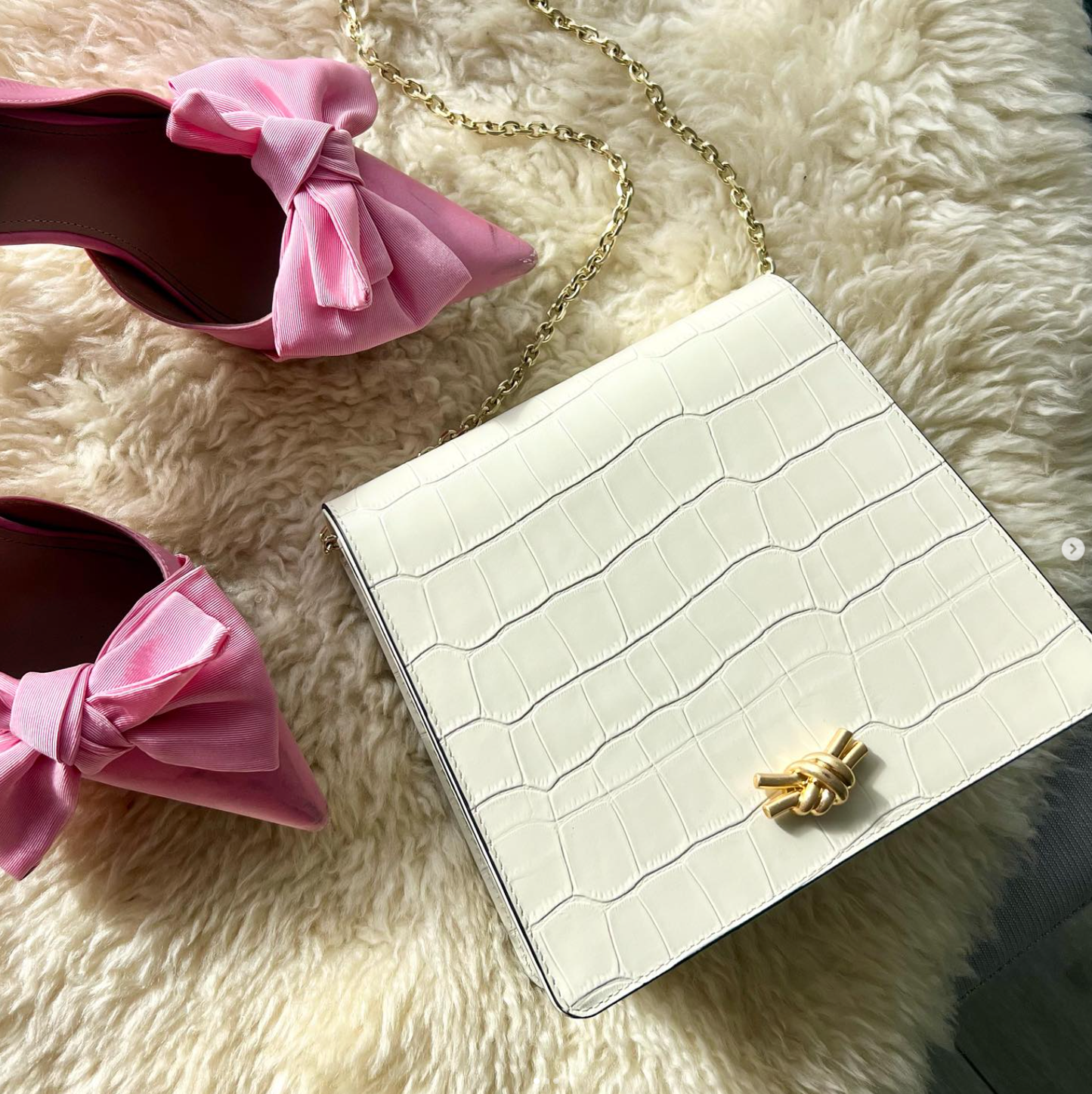 Embossed Croc Shoulder Bag | Cream