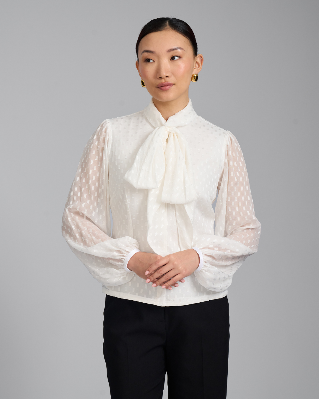 Pussy Bow Detachable Collar | White & Silver Silk