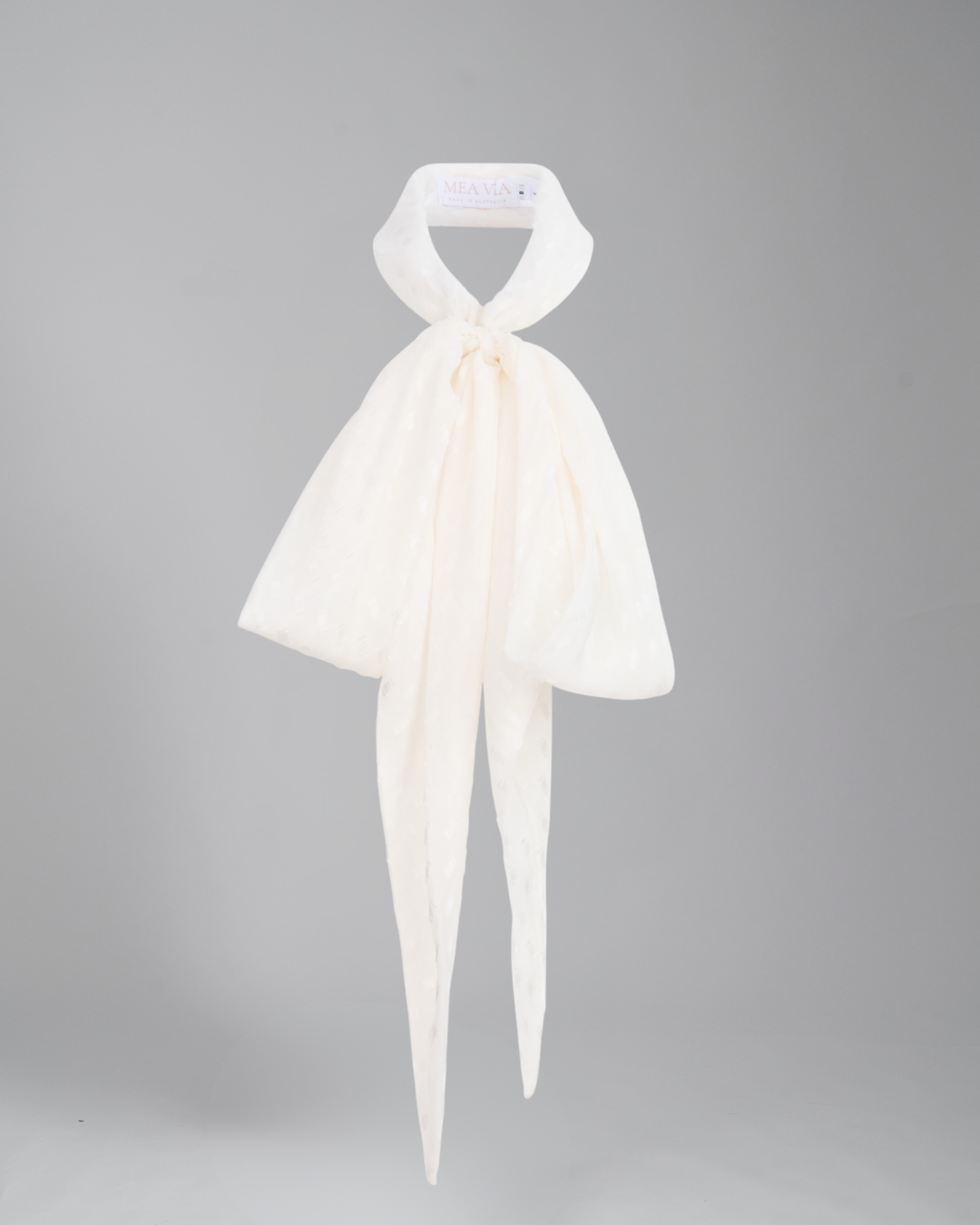 Pussy Bow Detachable Collar | White & Silver Silk